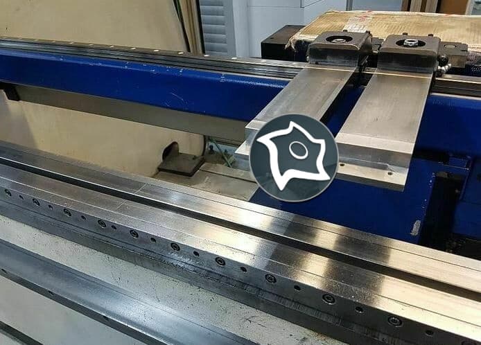 Листогибочный гидравлический пресс с ЧПУ TRUMPF TrumaBend V 85 S-ID15876