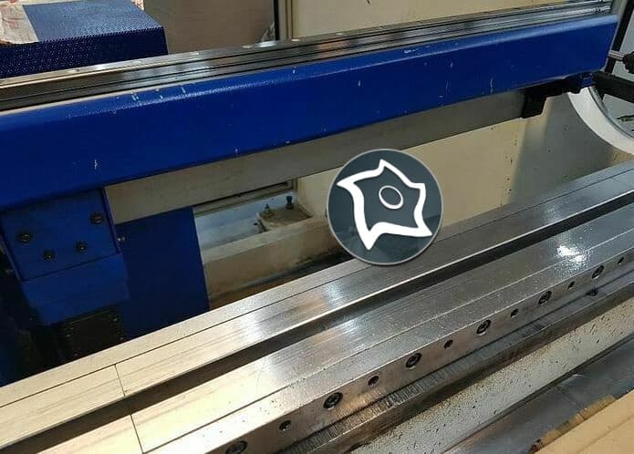 Листогибочный гидравлический пресс с ЧПУ TRUMPF TrumaBend V 85 S-ID15876