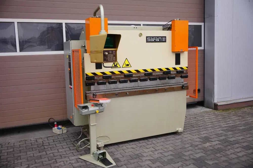 Листогибочный пресc SAFAN DNCS 50 т x 2050 мм c ЧПУ-ID17416