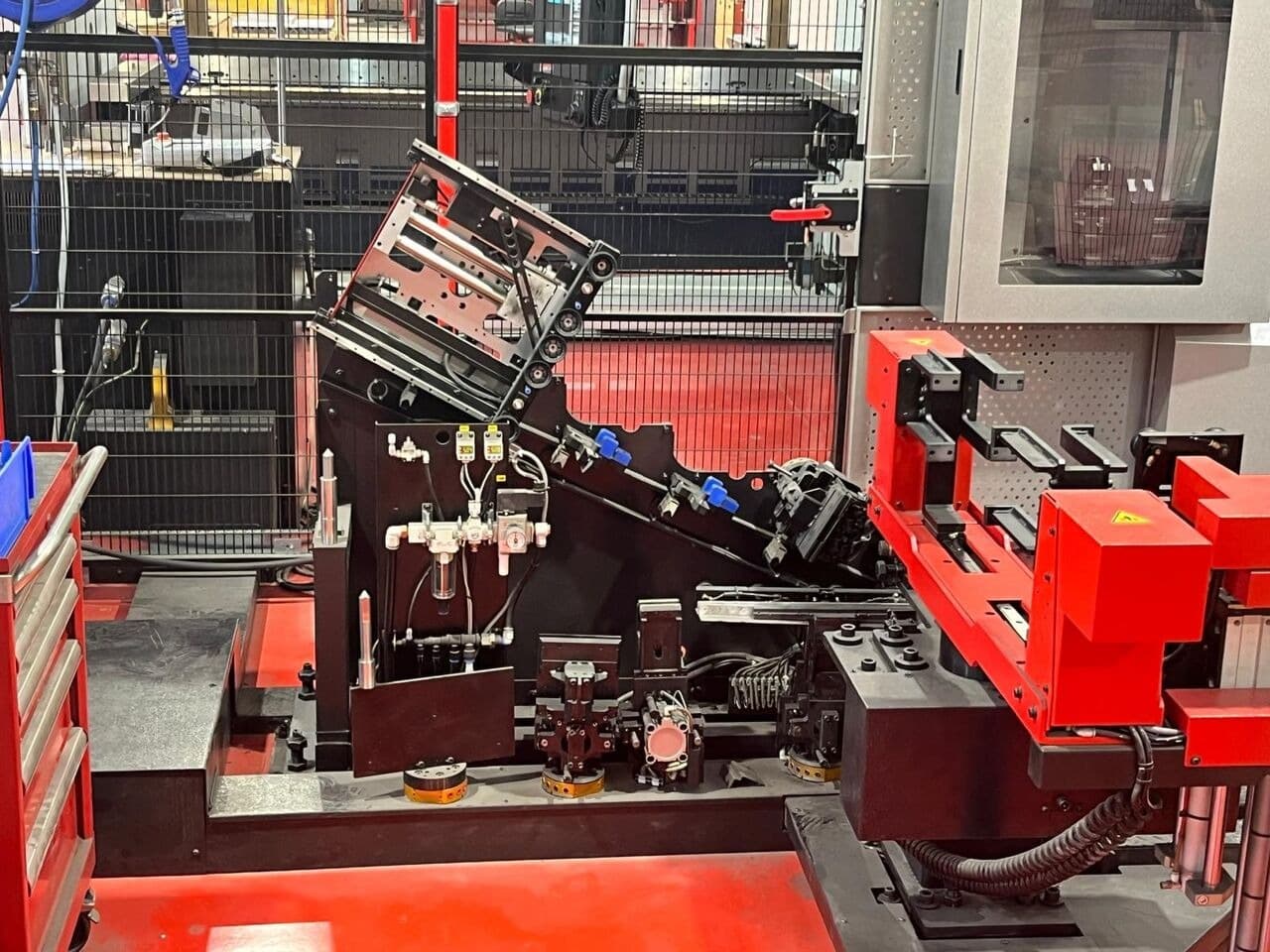 Листогибочный пресс Amada HG 1003 ATC ARs-ID17948