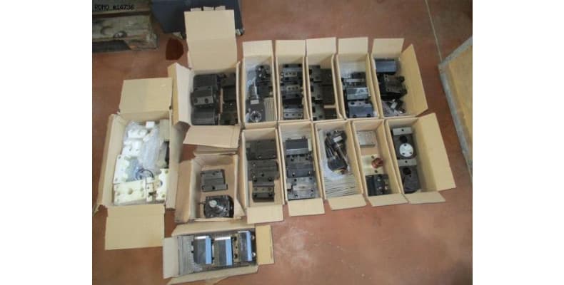 Многоосевой токарно-фрезерный центр HWACHEON T2-2T YSMC (8 осей)-ID17131