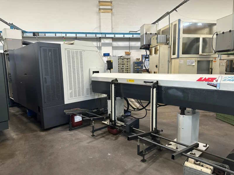 Многозадачный токарно-фрезерный центр Nakamura Super NTJ-ID17505