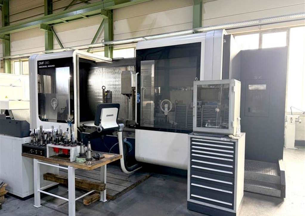 Обрабатывающий центр DECKEL DMF 260/11-ID17919