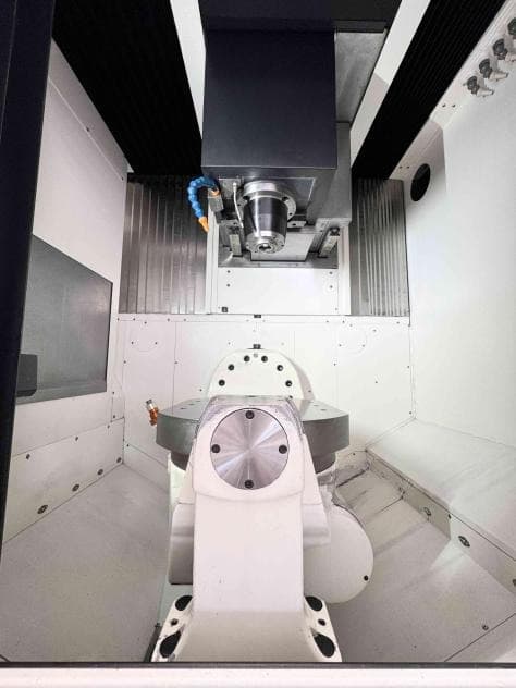 Обрабатывающий центр MAZAK Variaxis C-600-ID17847