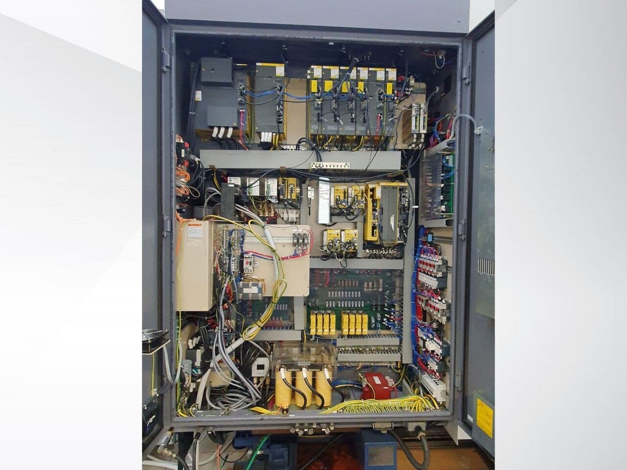 Обрабатывающий центр Mori Seiki SH8000/5AX-ID17425