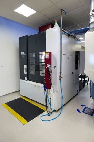 Обрабатывающий центр OKK VP 400-ID17214