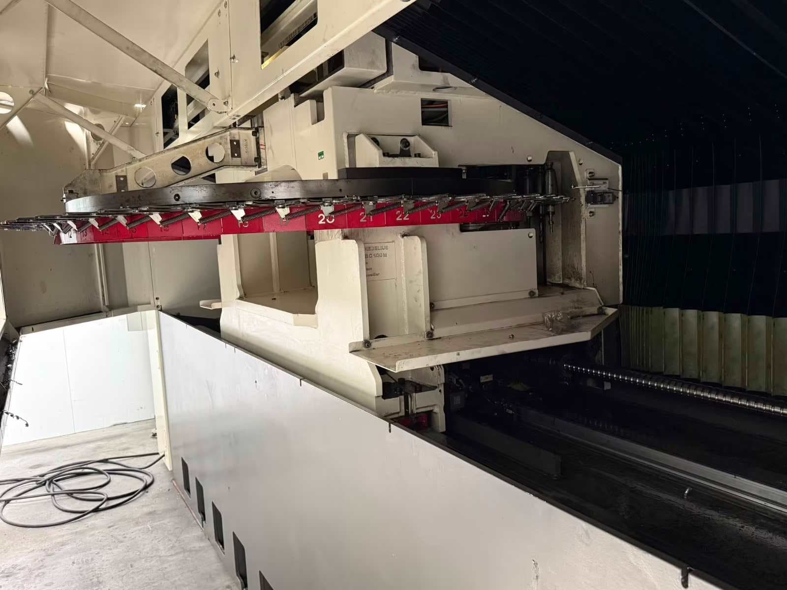 Обрабатывающий центр с ЧПУ Hedelius BC 100 P-3500 Magnum-ID17724