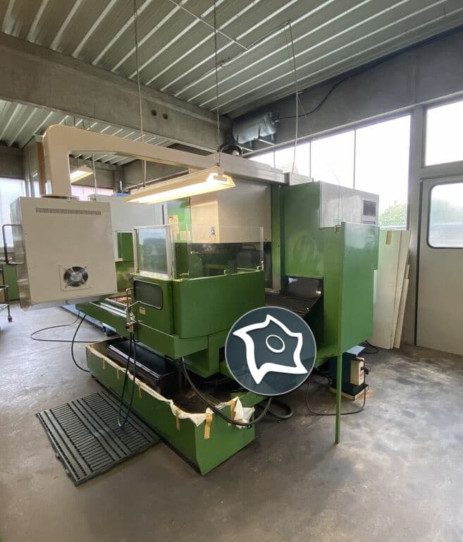 Обрабатывающий центр с ЧПУ вертикальный Mazak V 10-ID13631