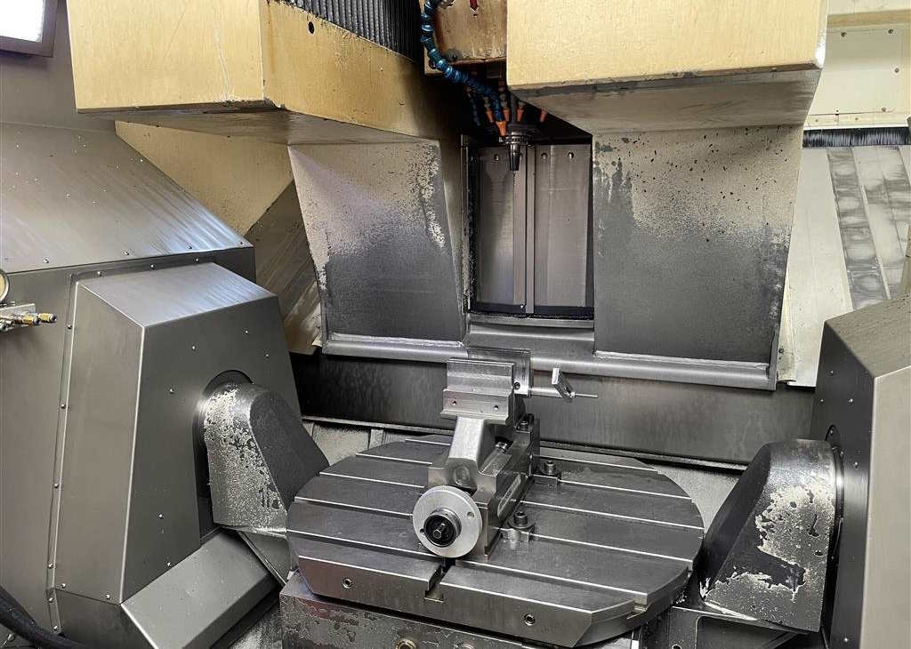 Обрабатывающий центр - Universal HEDELIUS RS 80 K-ID17769