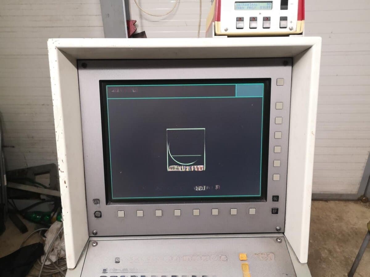 Обрабатывающий центр универсальный DECKEL MAHO DMG DMU 50V-ID17230