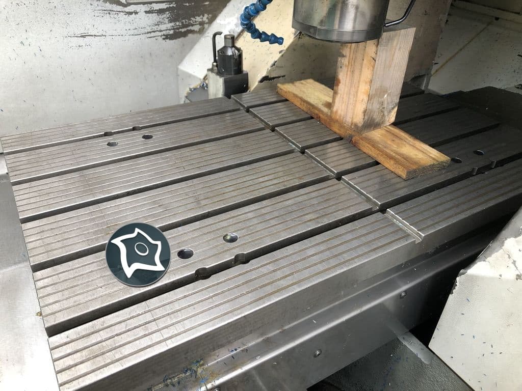 Обрабатывающий центр вертикально-фрезерный с ЧПУ Deckel Maho DMC 70 V-ID13423