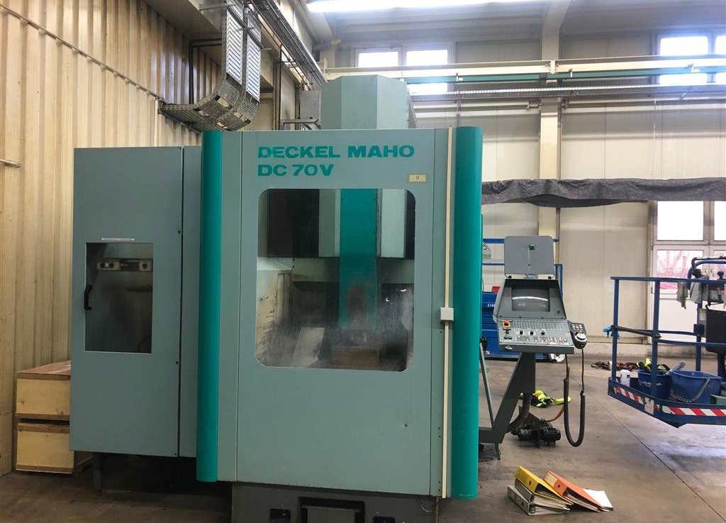 Обрабатывающий центр - вертикальный DECKEL MAHO DC 70 V-ID17463
