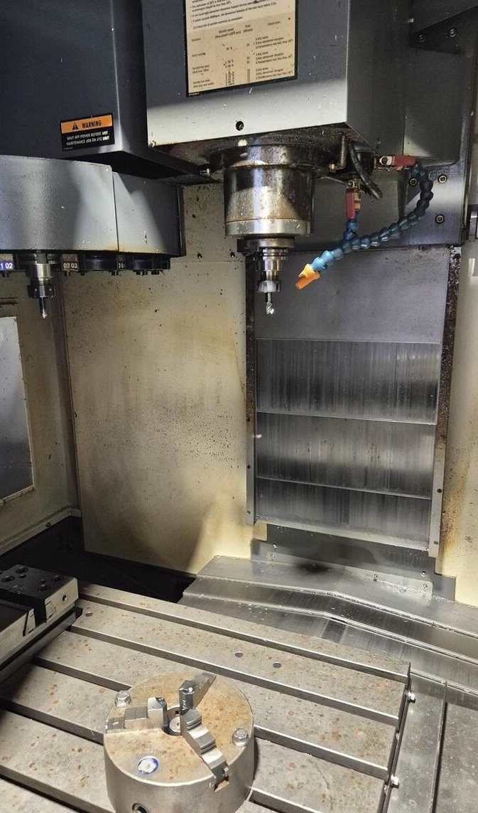 Обрабатывающий центр (вертикальный) Leadwell V-30i-ID17643