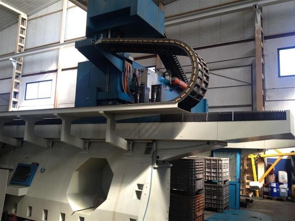 Портально-фрезерный станок мобильный CORREA PANTERA-ID17219