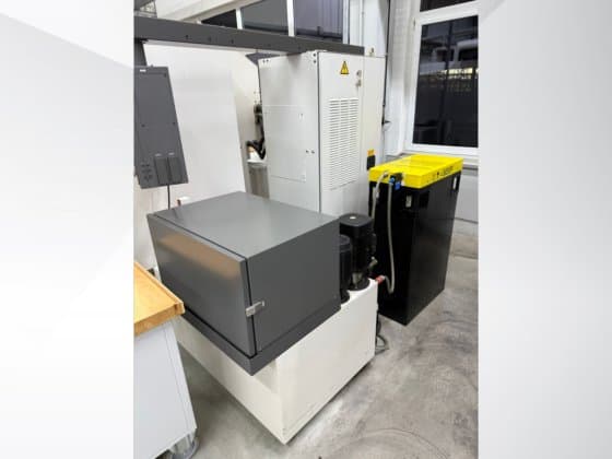 Проволочно-вырезной электроэрозионный станок FANUC ROBOCUT α-0iA-ID17525