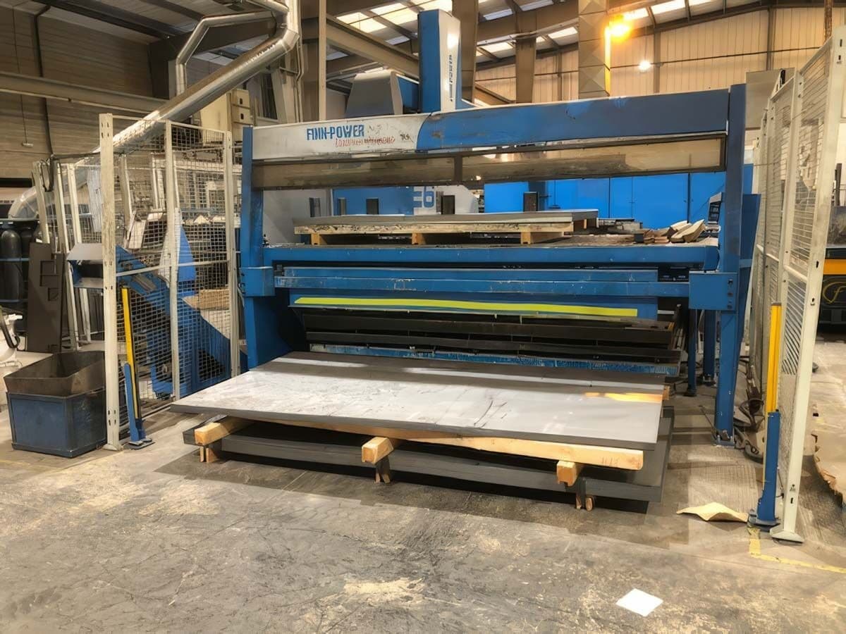 Револьверный координатно-пробивной пресс Finn-Power FINN POWER E6-ID17389