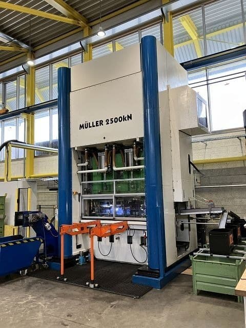 Штамповочно-формовочный пресс - механический MÜLLER PMLE 250 X 2000 R-HK-ID17256