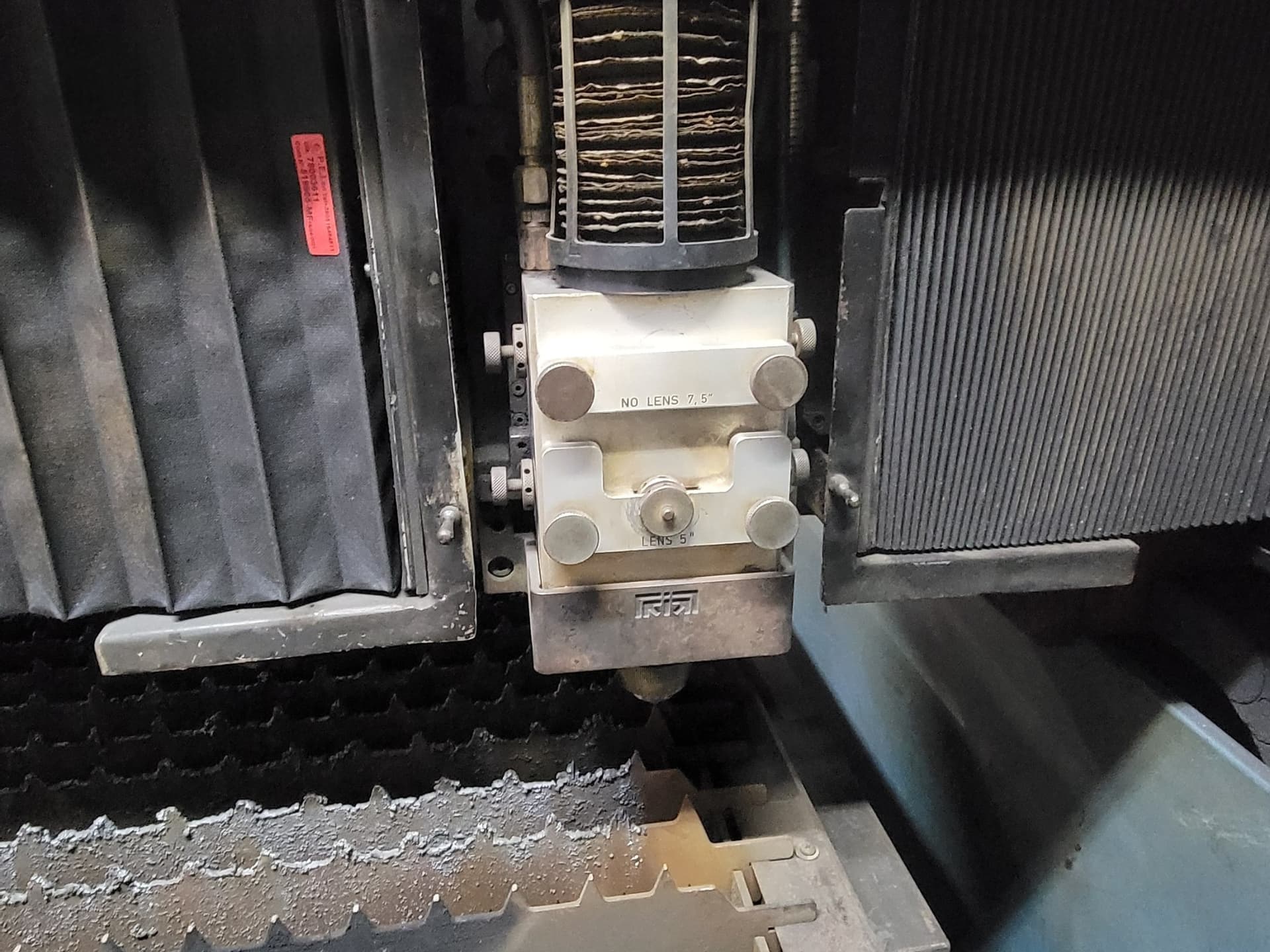 Станок для 2D-лазерной резки PRIMA POWER Platino CP4000-ID17568