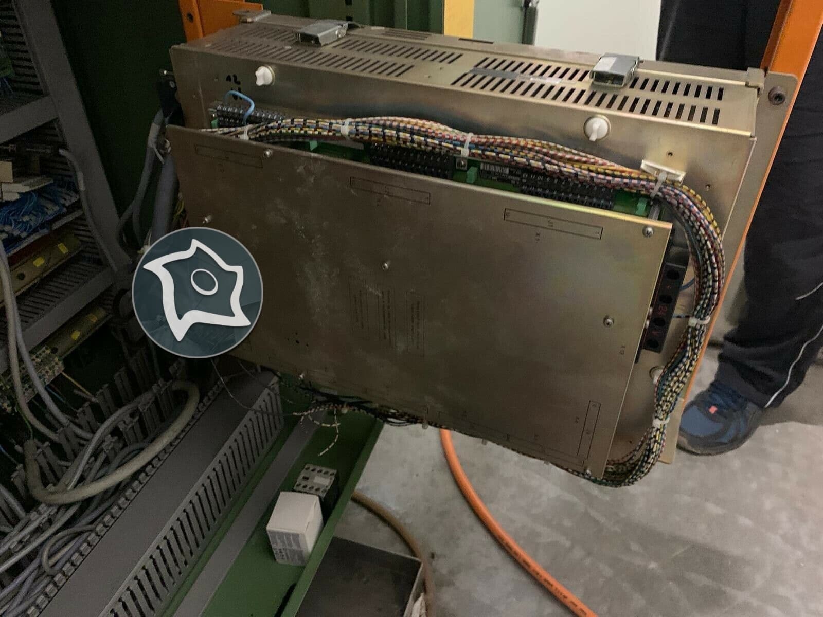 Станок универсальный фрезерный с ЧПУ MIKRON WF 41 C-ID14216