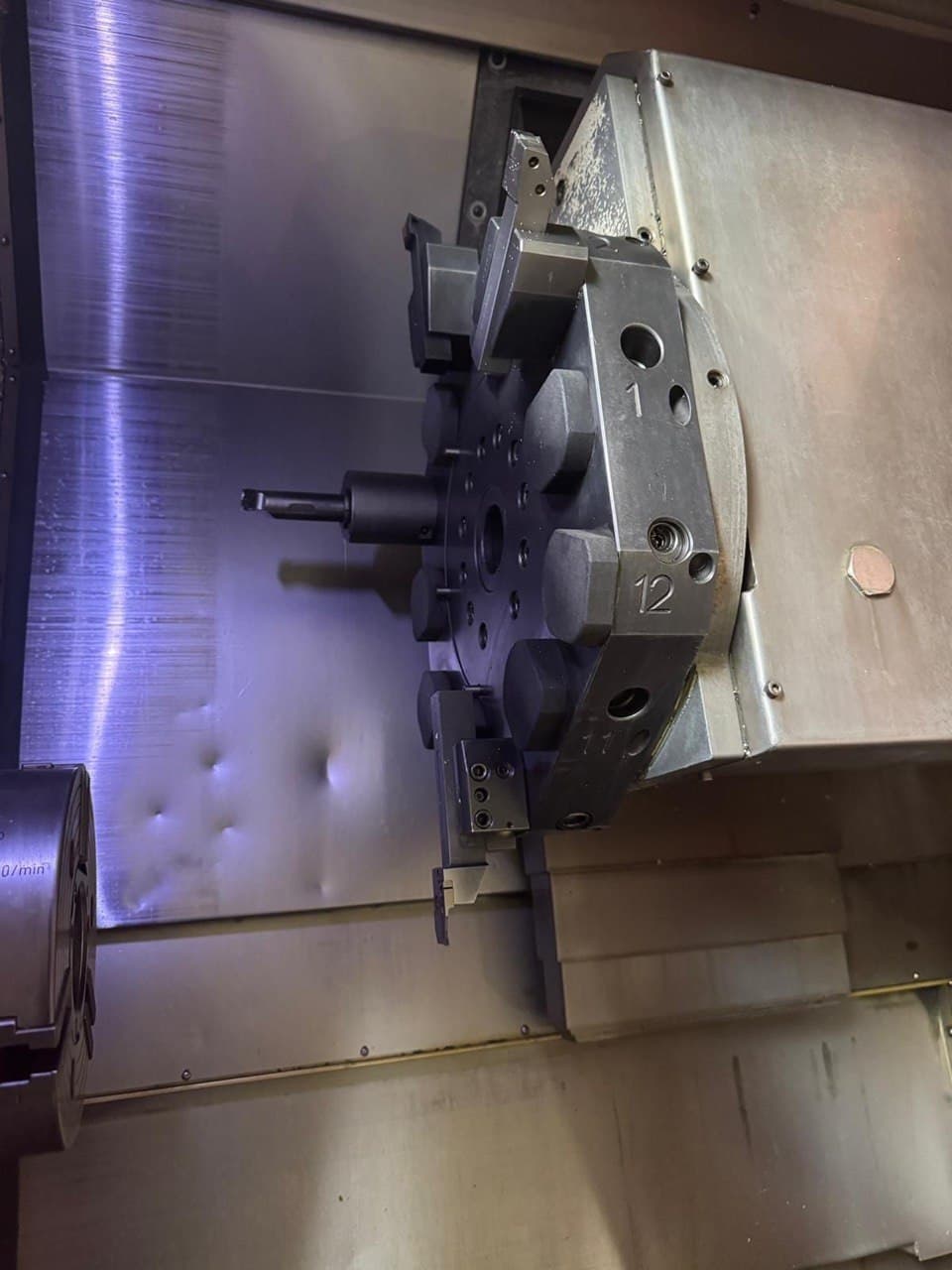 Токарно-фрезерный центр с ЧПУ (с приводными инструментами) Gildemeister CTX 400-ID17906