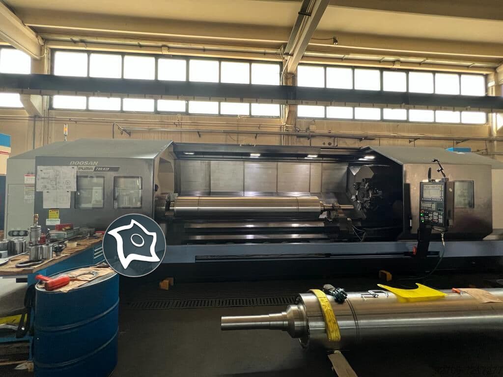 Токарно-фрезерний обробний центр з ЧПУ DOOSAN PUMA 700XLY-ID16651