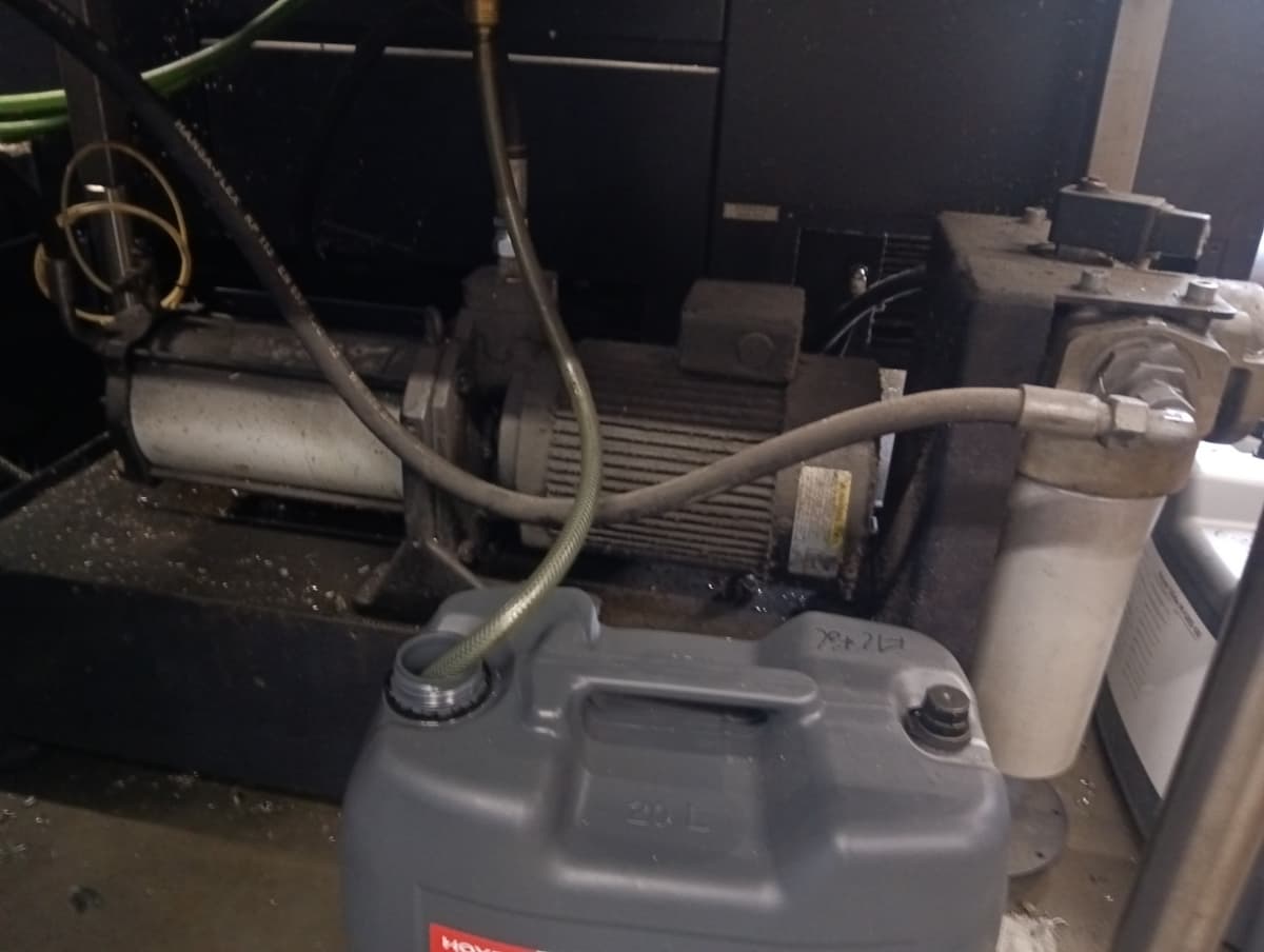 Токарно-фрезерный центр с ЧПУ Hwacheon Cutex 180 BL SYMC-ID17149