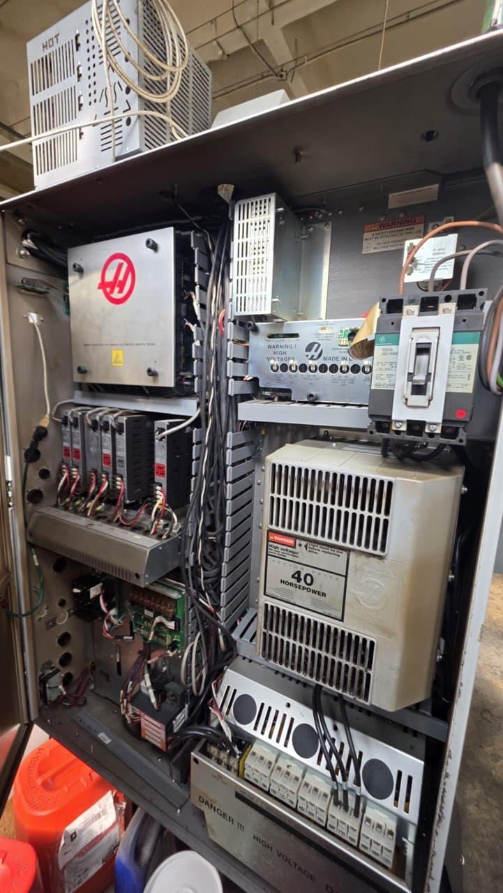 Токарно-фрезерный центр с ЧПУ (ось Y) HAAS ST-30Y-ID17904