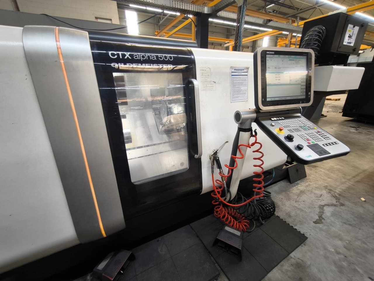 Токарно-фрезерный обробатывающий центр с ЧПУ DMG MORI CTX Alpha 500 V6-ID17980
