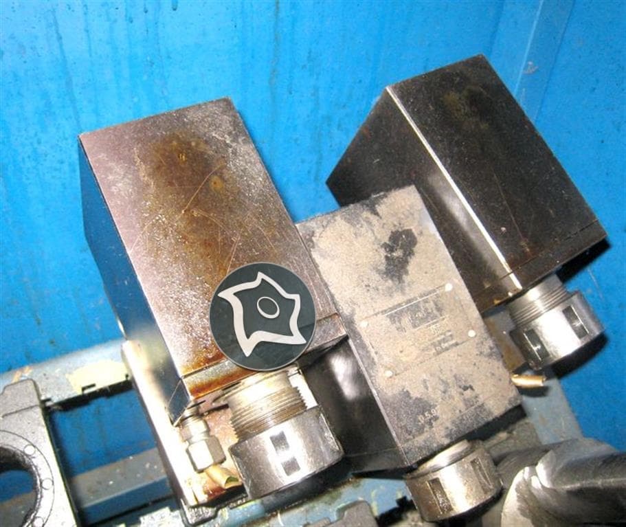 Токарно-фрезерный станок с ЧПУ MONFORTS RNC 5-ID15385