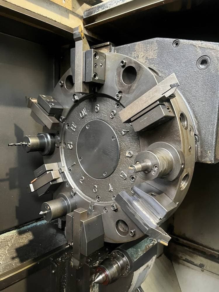 Токарный станок с ЧПУ Hitachi Seiki HT 20R - Диаметр до 800 мм / HT 20R-ID17763