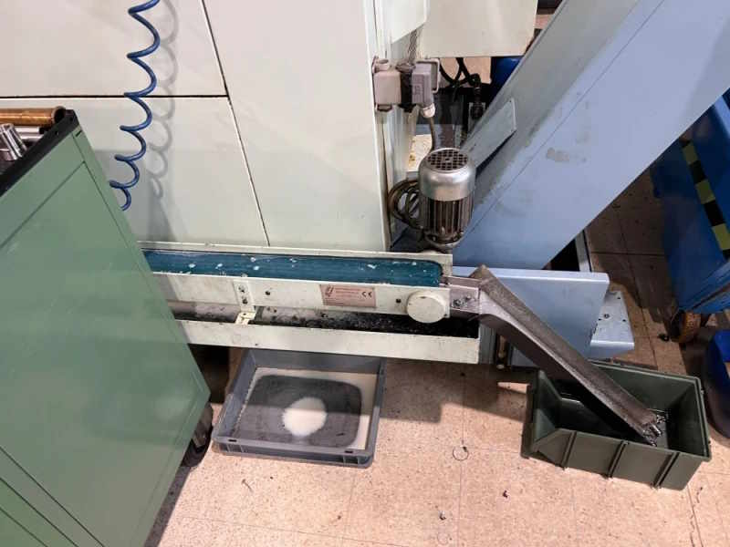 Токарный станок с ЧПУ с приводными инструментами Biglia B650YS-ID17081