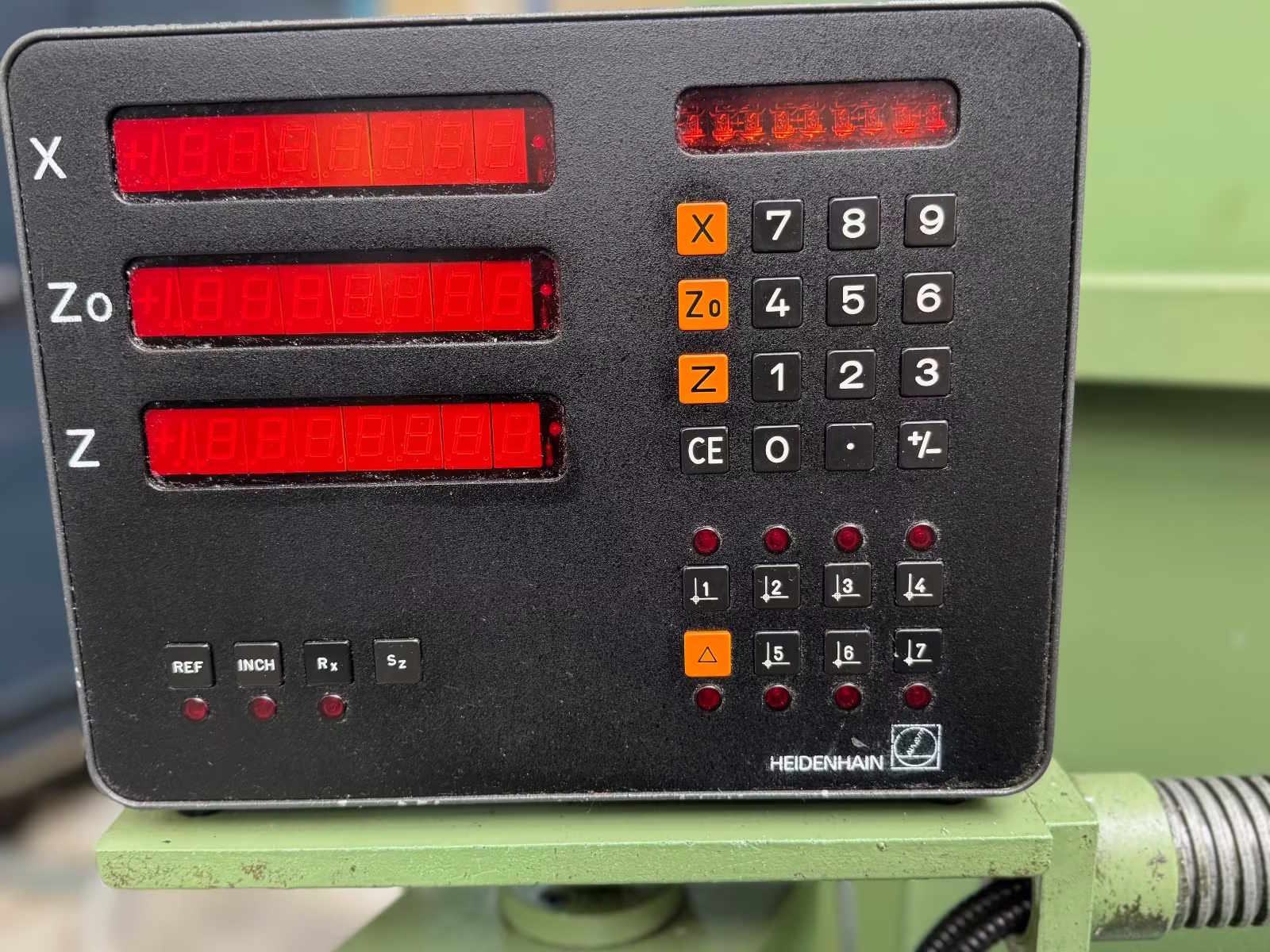 Традиционный токарный станок WEILER Praktikant 140 B-ID17289