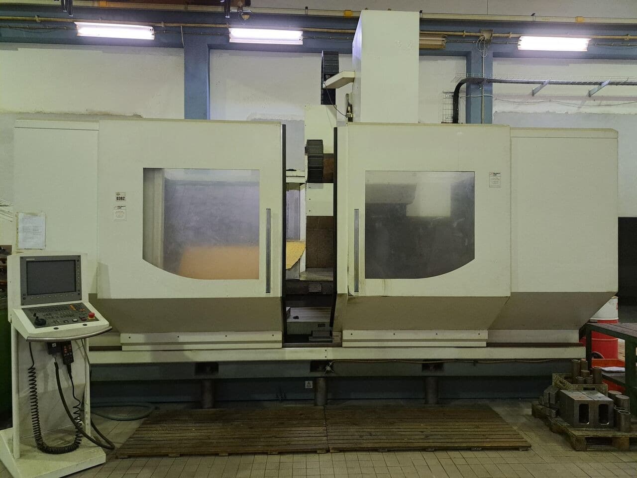 Трёхосевой фрезерный станок по металлу Cincinnati Cincinnati LAMB FTV 1050-2500 -ID17352