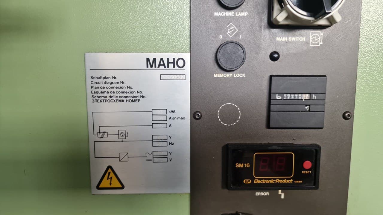 Универсальний фрезерный станок (3-осевой) MAHO MH 500 W-ID17903