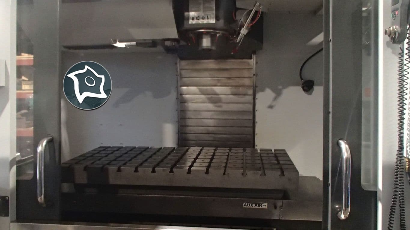 Универсально-фрезерный обрабатывающий центр HAAS VM 3-ID12025