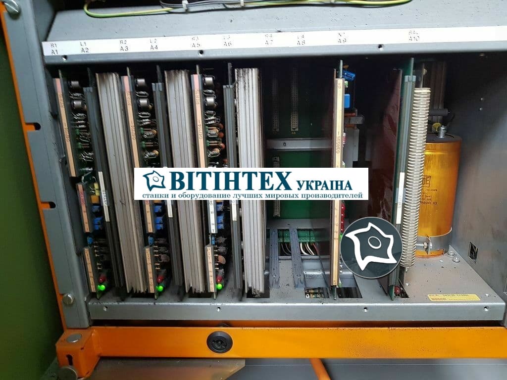 Универсально-фрезерный обрабатывающий станок с ЧПУ MIKRON WF 31 D-ID12808