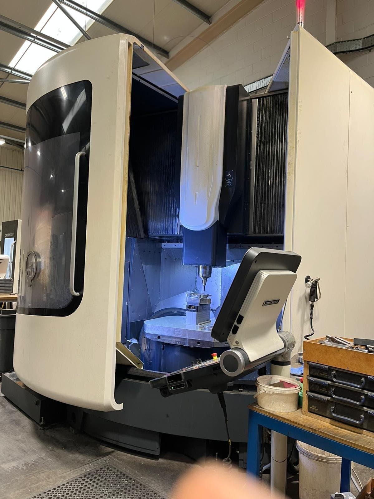 Универсально-фрезерный станок DMG MORI DMU 100 eVo 2015-ID17843