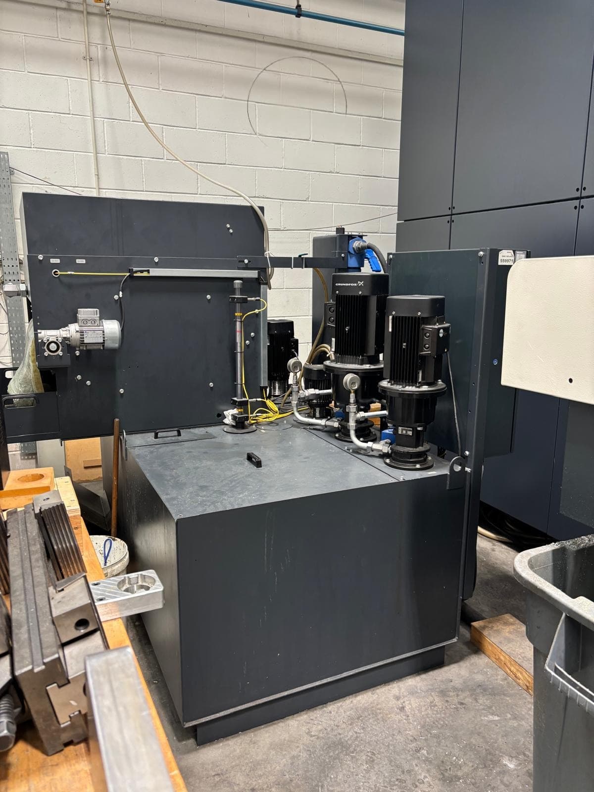 Универсально-фрезерный станок DMG MORI DMU 100 eVo 2015-ID17843