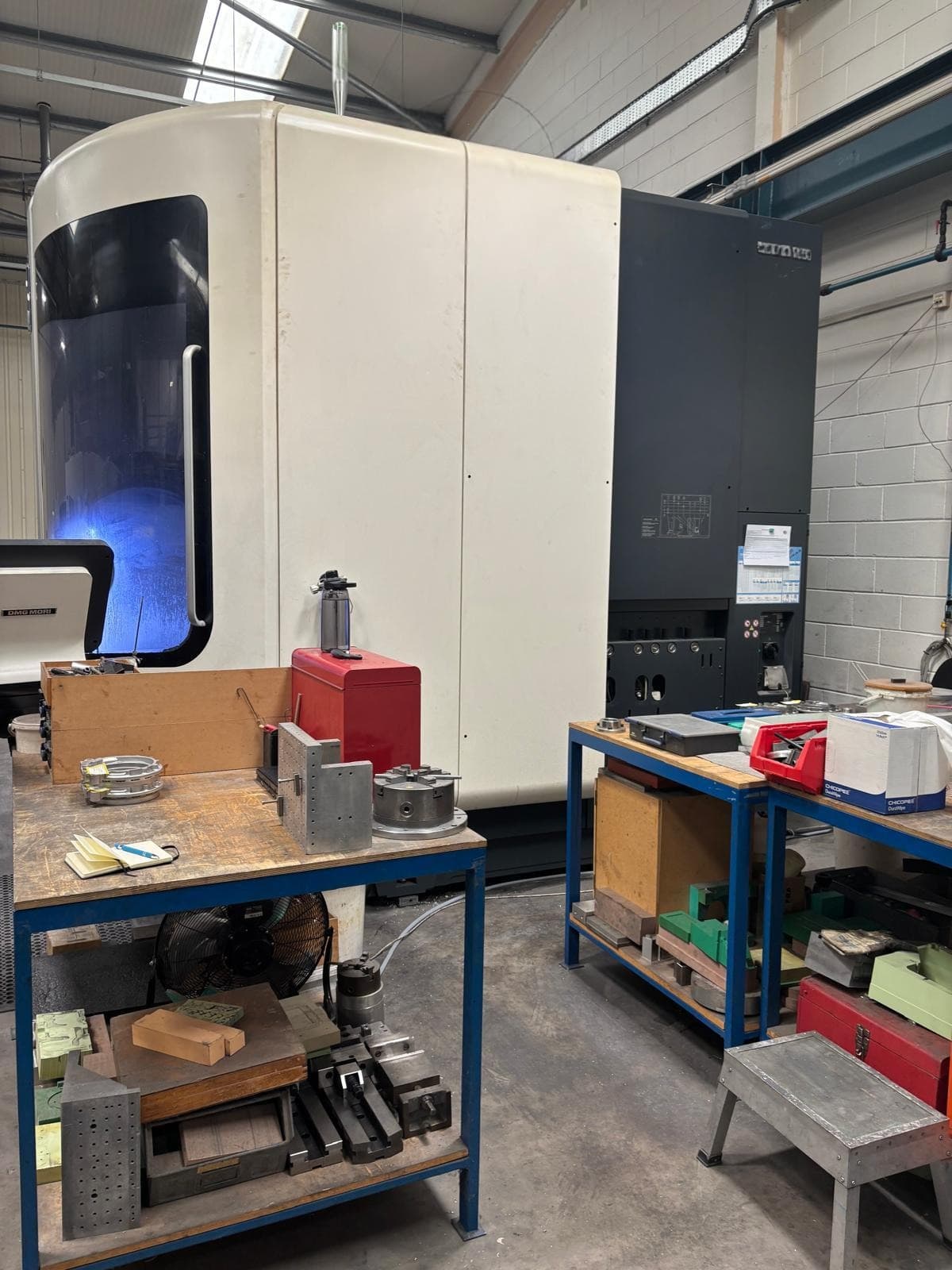 Универсально-фрезерный станок DMG MORI DMU 100 eVo 2015-ID17843