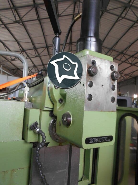 Универсально-фрезерный станок с ЧПУ Deckel FP 2A-ID15389