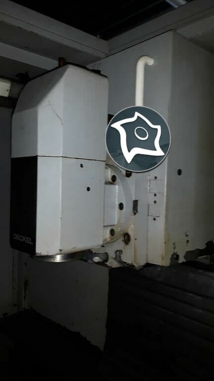 Универсально-фрезерный станок с ЧПУ DECKEL FP 4-60 T-ID15455