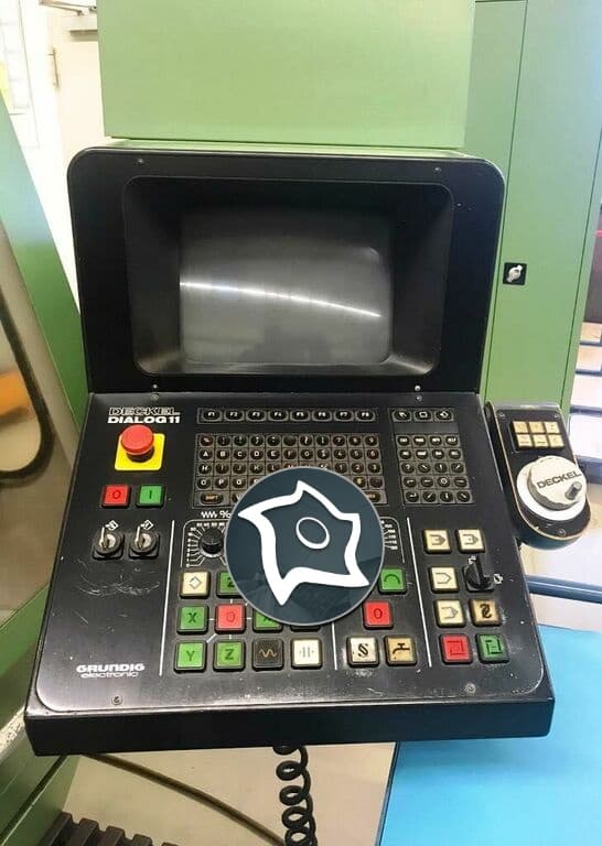 Универсально-фрезерный станок с ЧПУ DECKEL FP 4 CC-ID14388