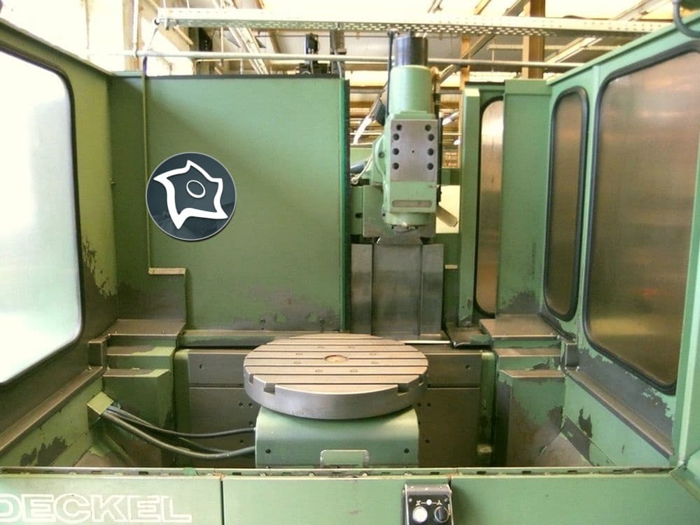 Универсально-фрезерный станок с ЧПУ Deckel FP 4 AT-ID13389