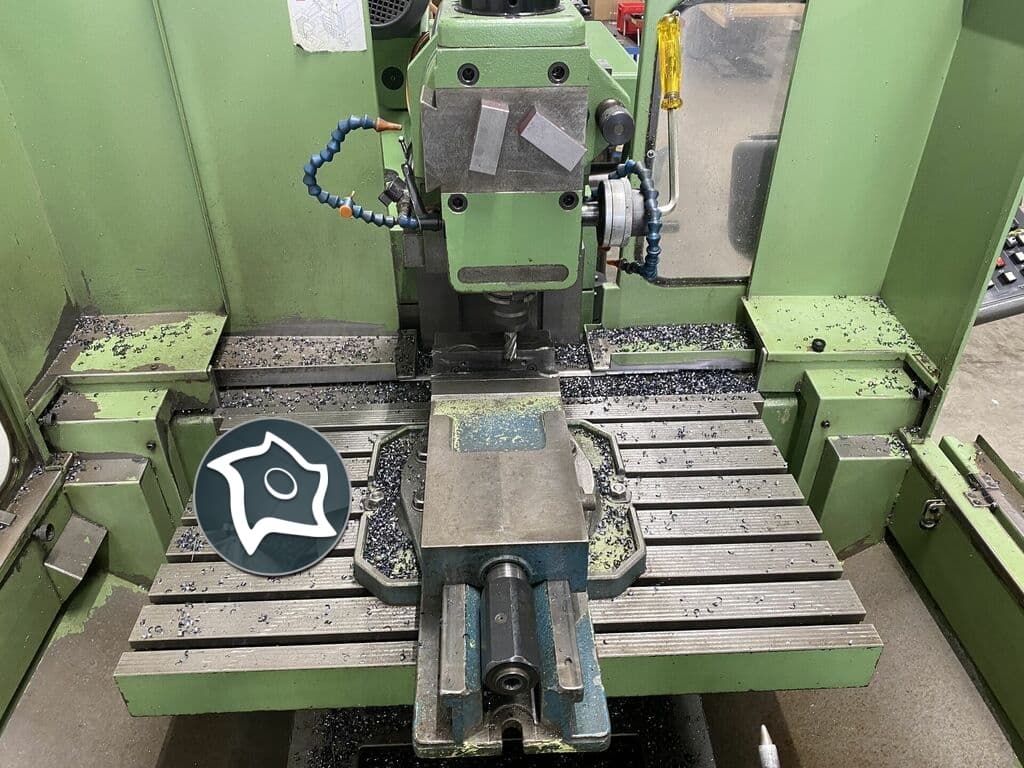 Универсально-фрезерный станок с ЧПУ DECKEL FP 4A-ID15462