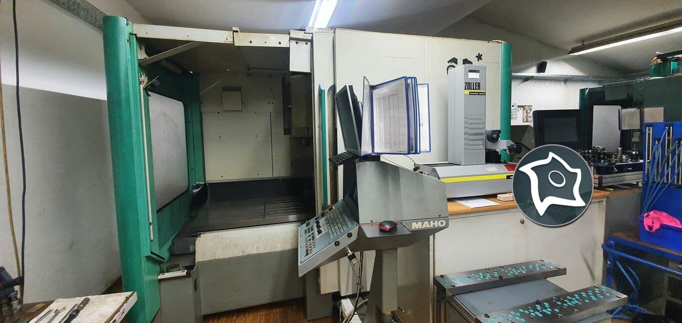 Универсально-фрезерный станок с ЧПУ Deckel Maho DMC 100 V-ID14820