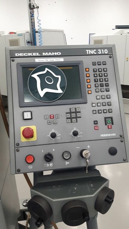 Универсально-фрезерный станок с ЧПУ Deckel Maho DMU 50 M-ID13709