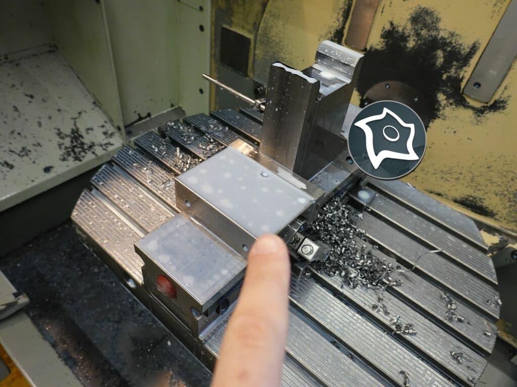 Универсально-фрезерный станок с ЧПУ Deckel Maho DMU 50 T-ID15011