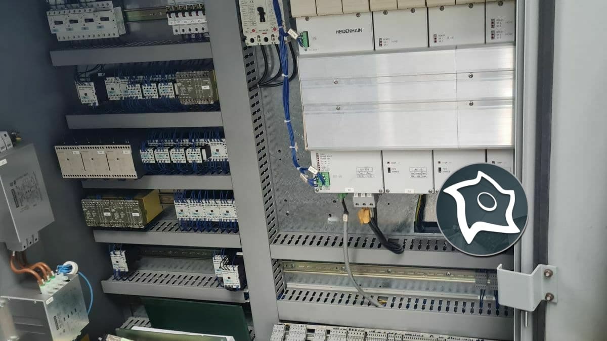 Универсально-фрезерный станок с ЧПУ Deckel Maho DMU 60 E-ID15463