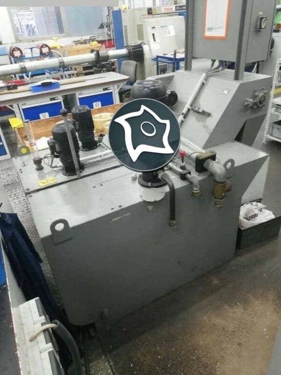 Универсально-фрезерный станок с ЧПУ DECKEL MAHO DMU 60 T-ID15078