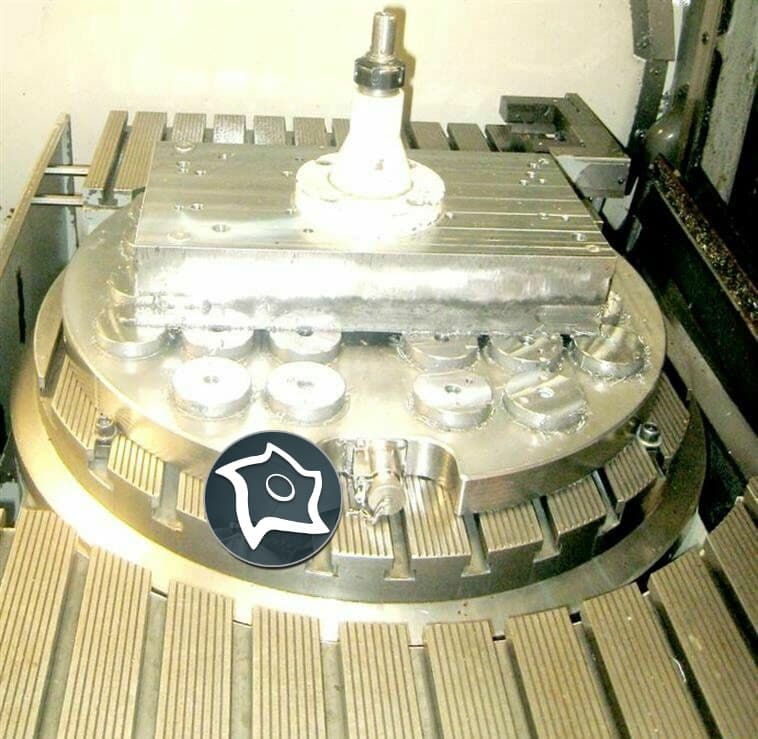 Универсально-фрезерный станок с ЧПУ Deckel Maho DMU 80 monoBLOCK-ID15879